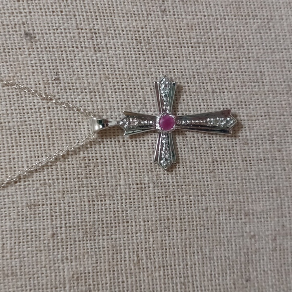 Colleen Lopez Cross Necklace NIB 18" - Picture 4 of 7